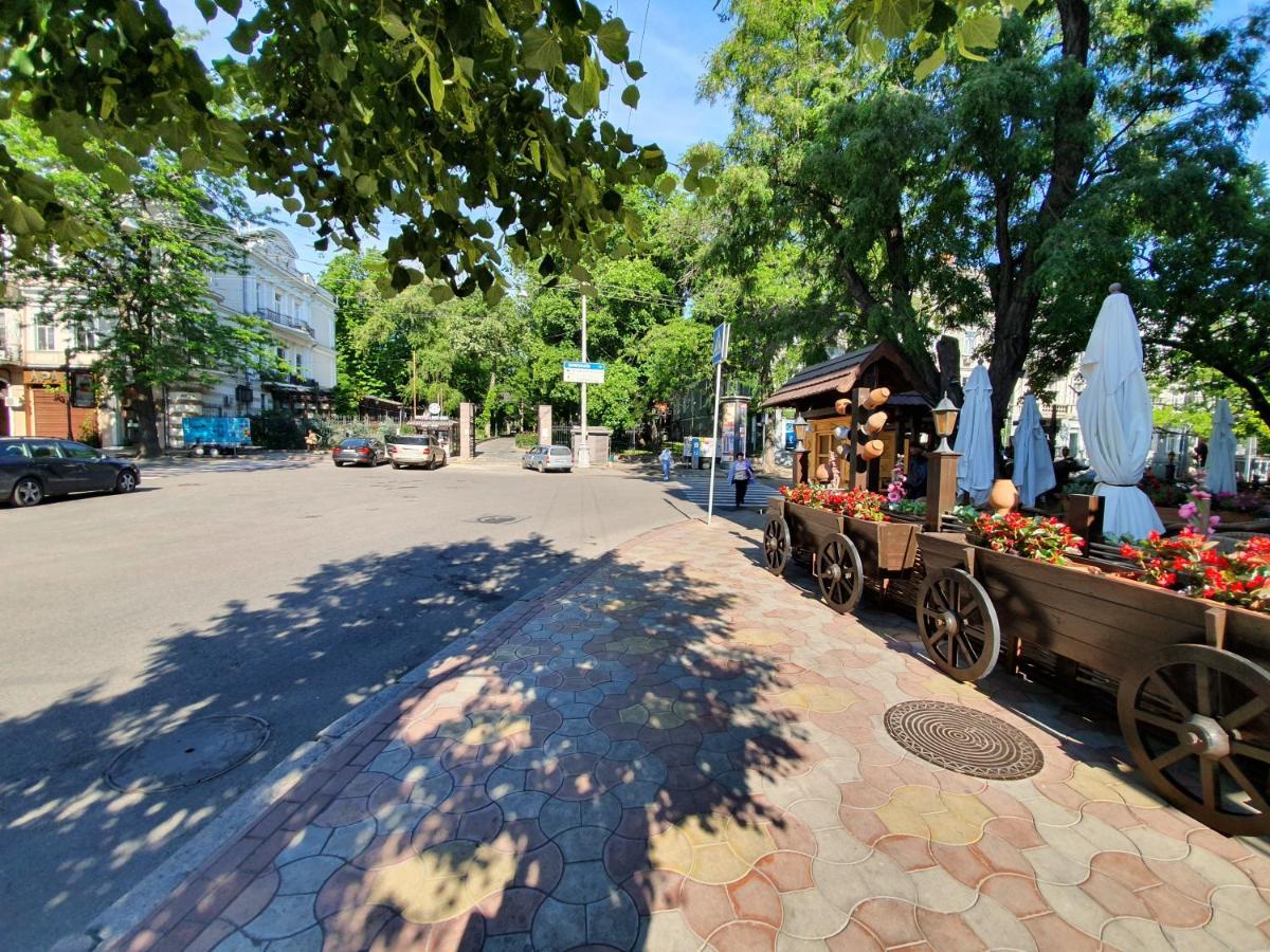 Central Apartments Odessa Dış mekan fotoğraf