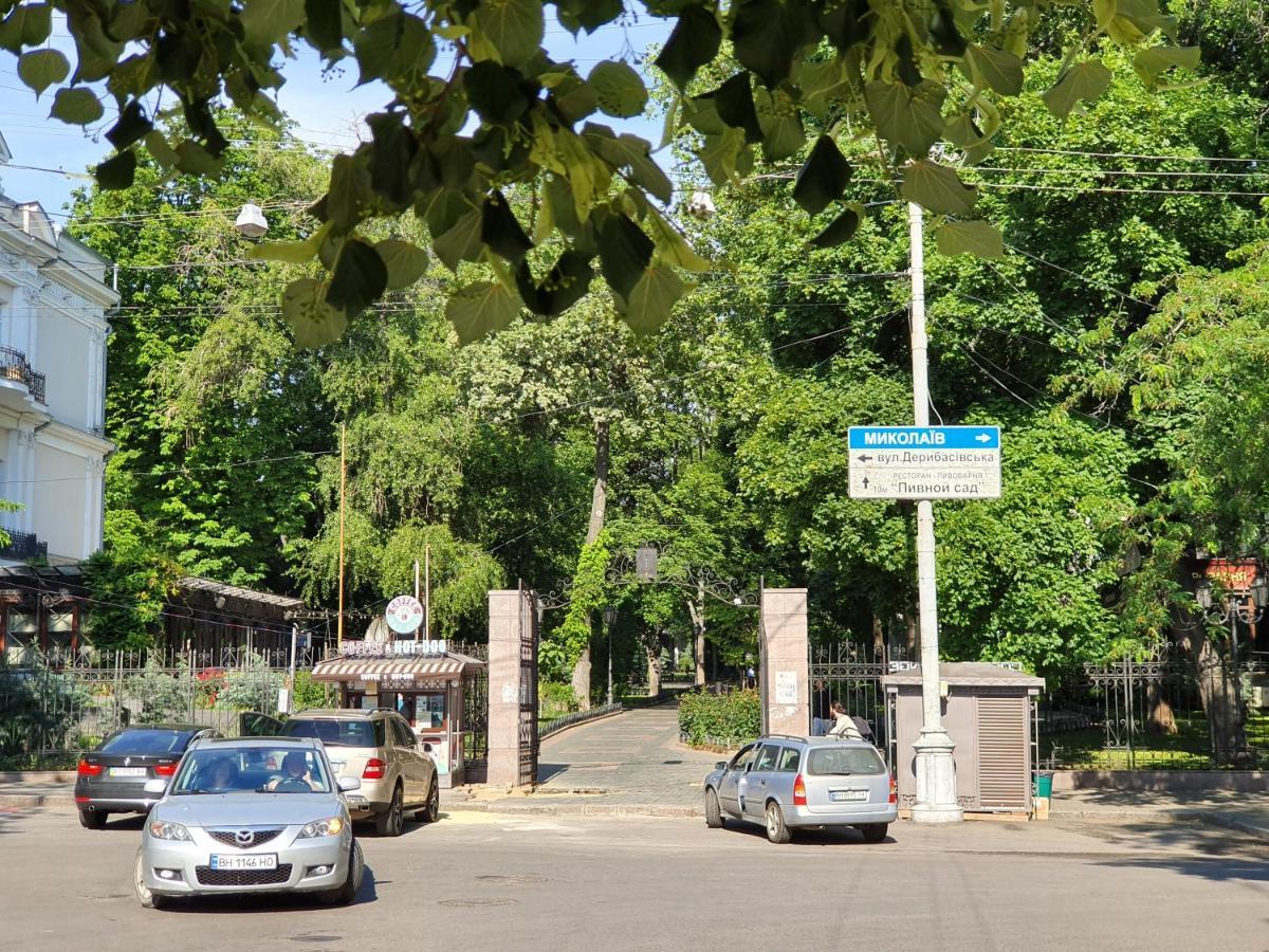 Central Apartments Odessa Dış mekan fotoğraf